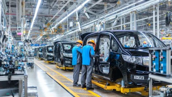 高亿管理 我国新能源汽车如何持续发力？