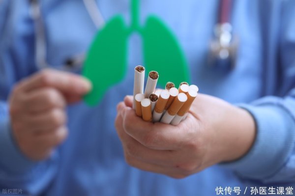 股天下 到底抽旱烟还是香烟，哪个危害更大？为什么老人都喜欢抽旱烟？
